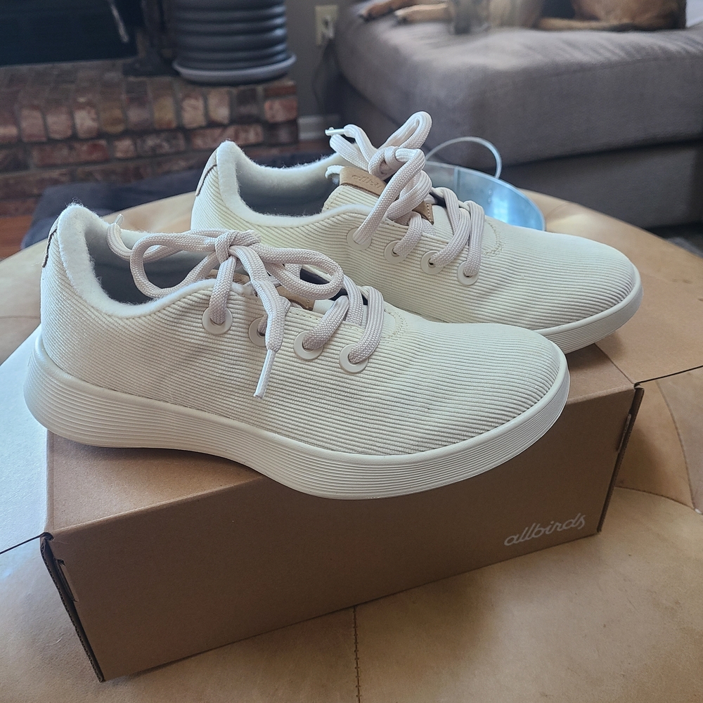 allbirds Women's NZ Corduroy Runner in Stony Cream - Picture 3 of 5